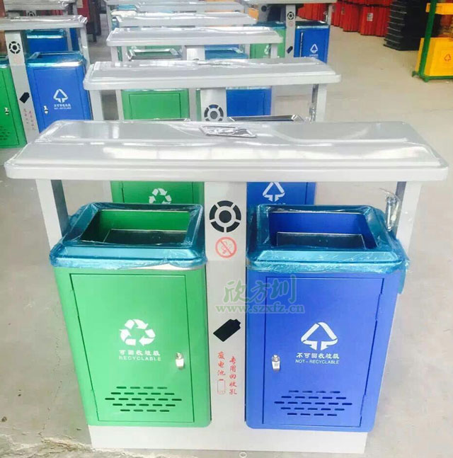 欣方圳戶外鋼制環(huán)保分類垃圾桶生產(chǎn)車(chē)間圖
